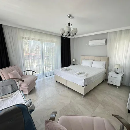 Вилла Villa's Tomris Ортаджа