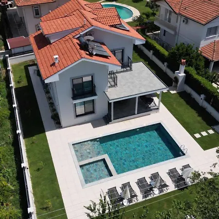 Вилла Villa's Tomris *
