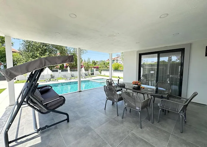 빌라 Villa's Tomris